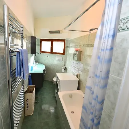 Casa Golfo Tigullio * 키아바리